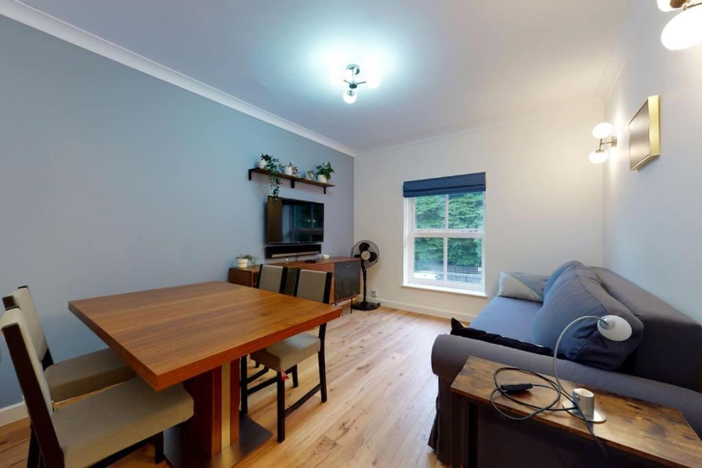 Lovely 2-Bedroom Flat Near Highgate London Exteriör bild