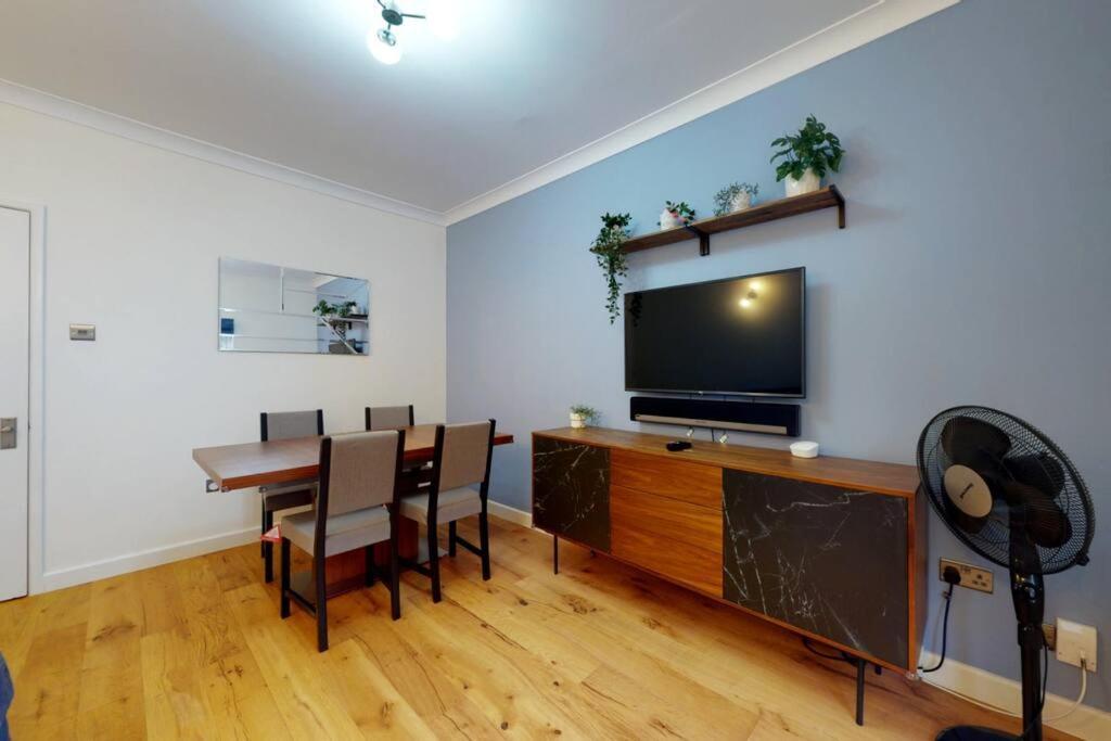 Lovely 2-Bedroom Flat Near Highgate London Exteriör bild